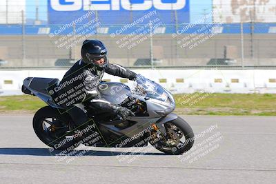 media/Jan-20-2023-Fastrack Riders (Fri) [[f2ad32aba3]]/Level 2/session 3 turn 9/